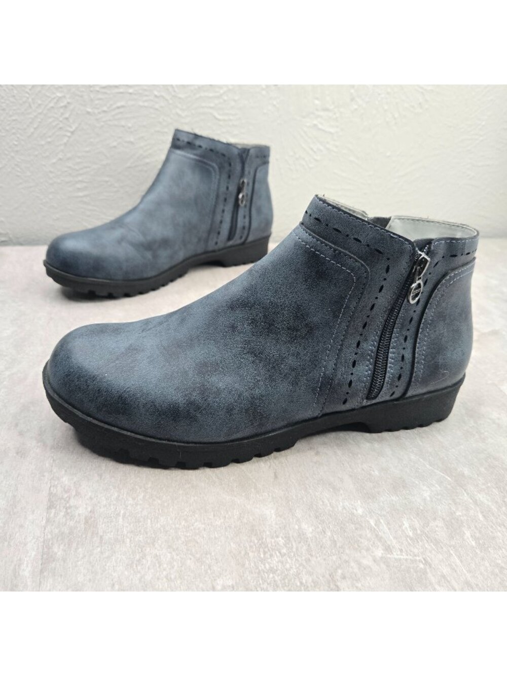 Jambu Comfort Boots Blue Fleece Lined Memory Foam Winter Ankle Booties Size 11